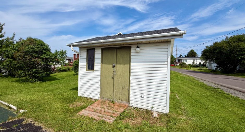 Shed