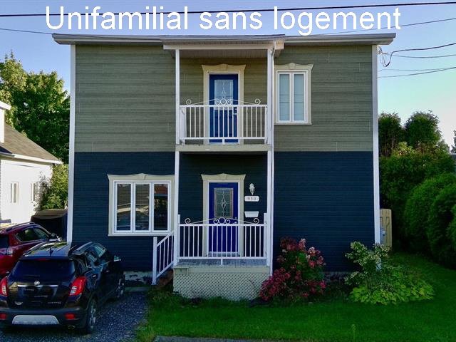 950 Rue Côté — photo 1