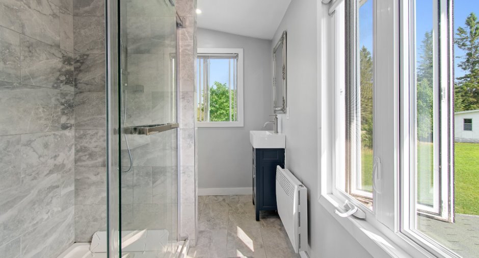 Salle de bains attenante à la CCP