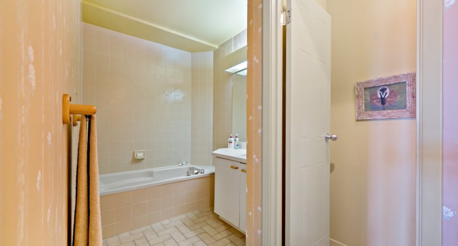 Salle de bains attenante à la CCP