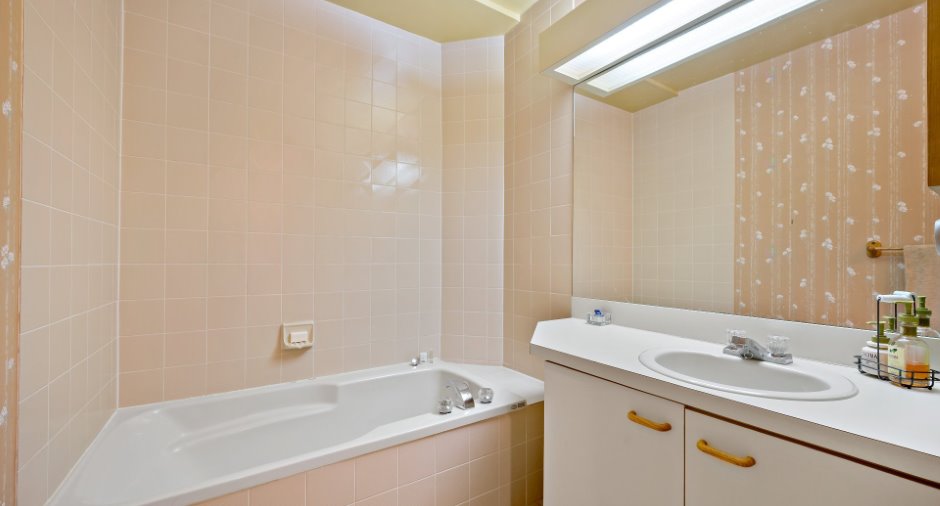 Salle de bains attenante à la CCP