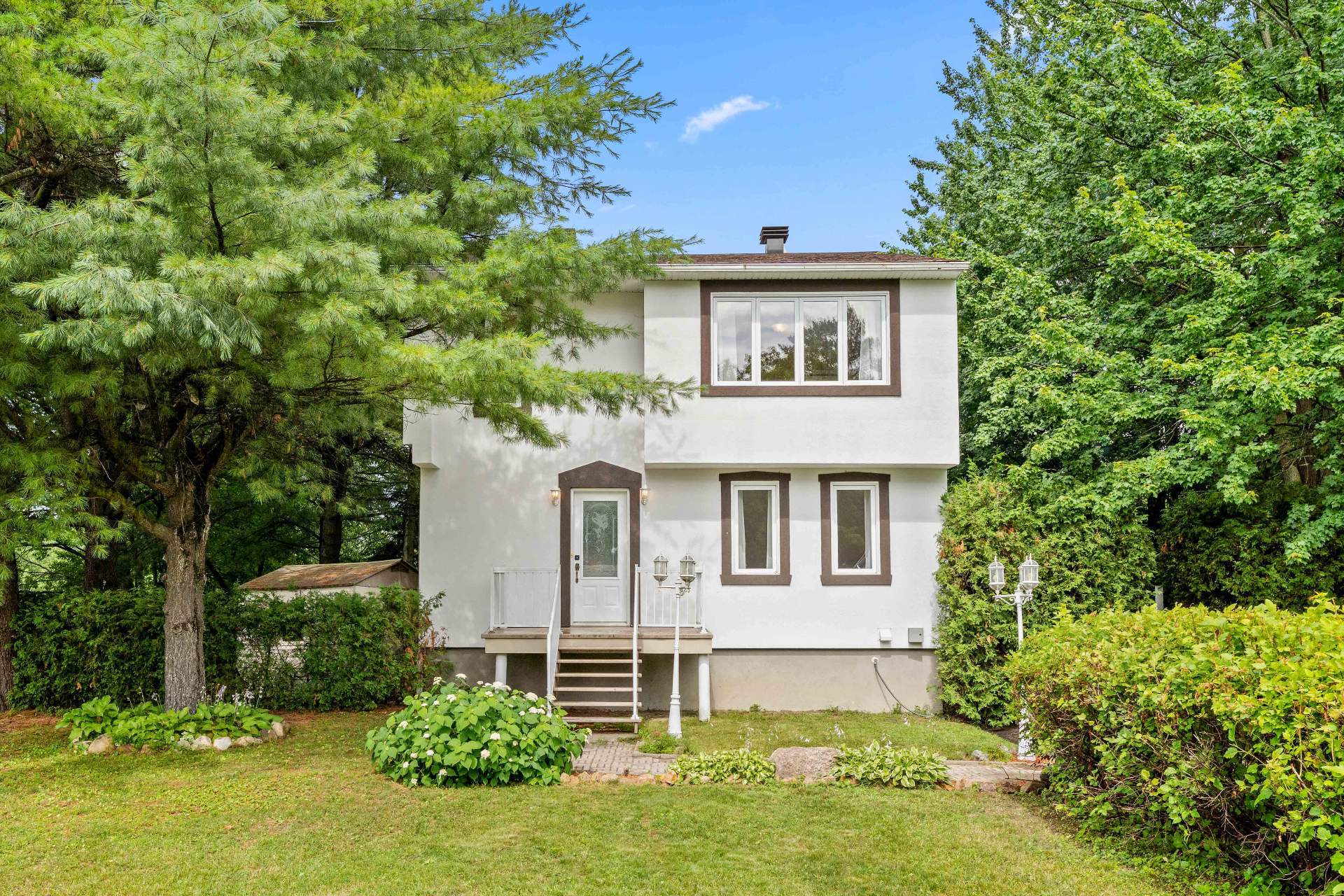3220 Rue Lauzon — photo 1
