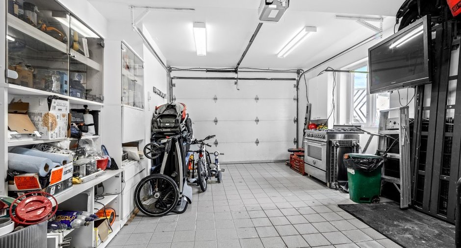 Garage