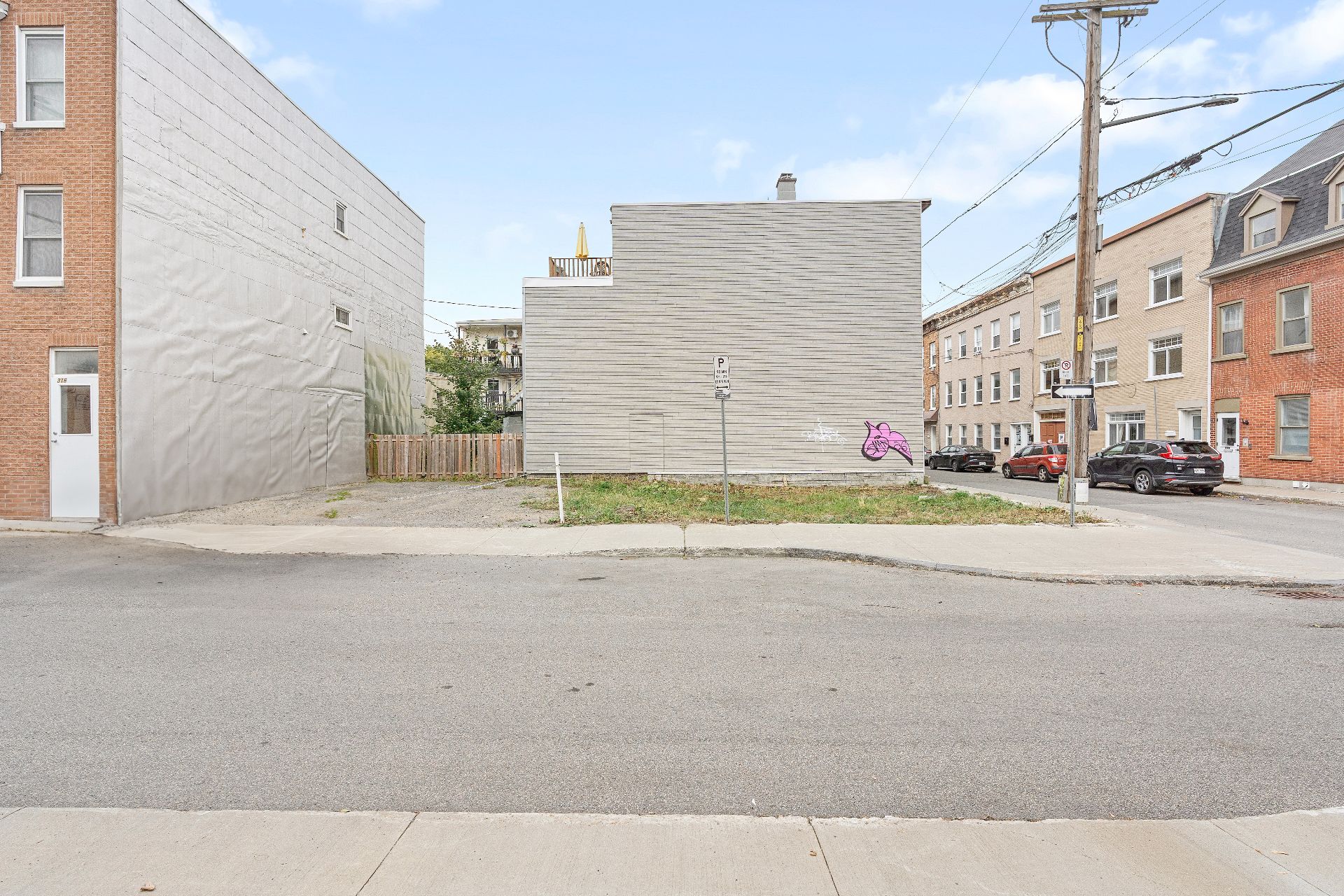 470 Rue Victoria — photo 3