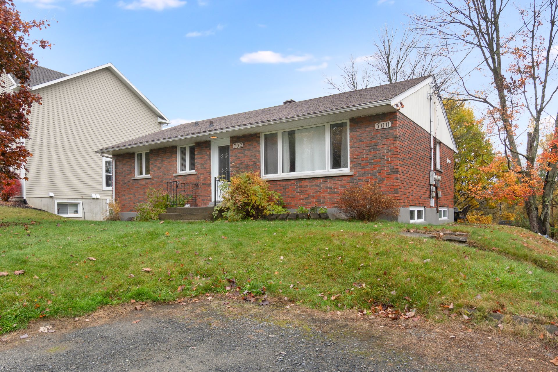 Duplex for sale, Sherbrooke