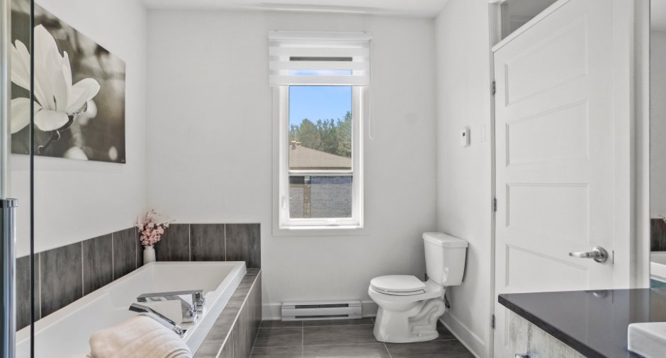 Salle de bains attenante à la CCP