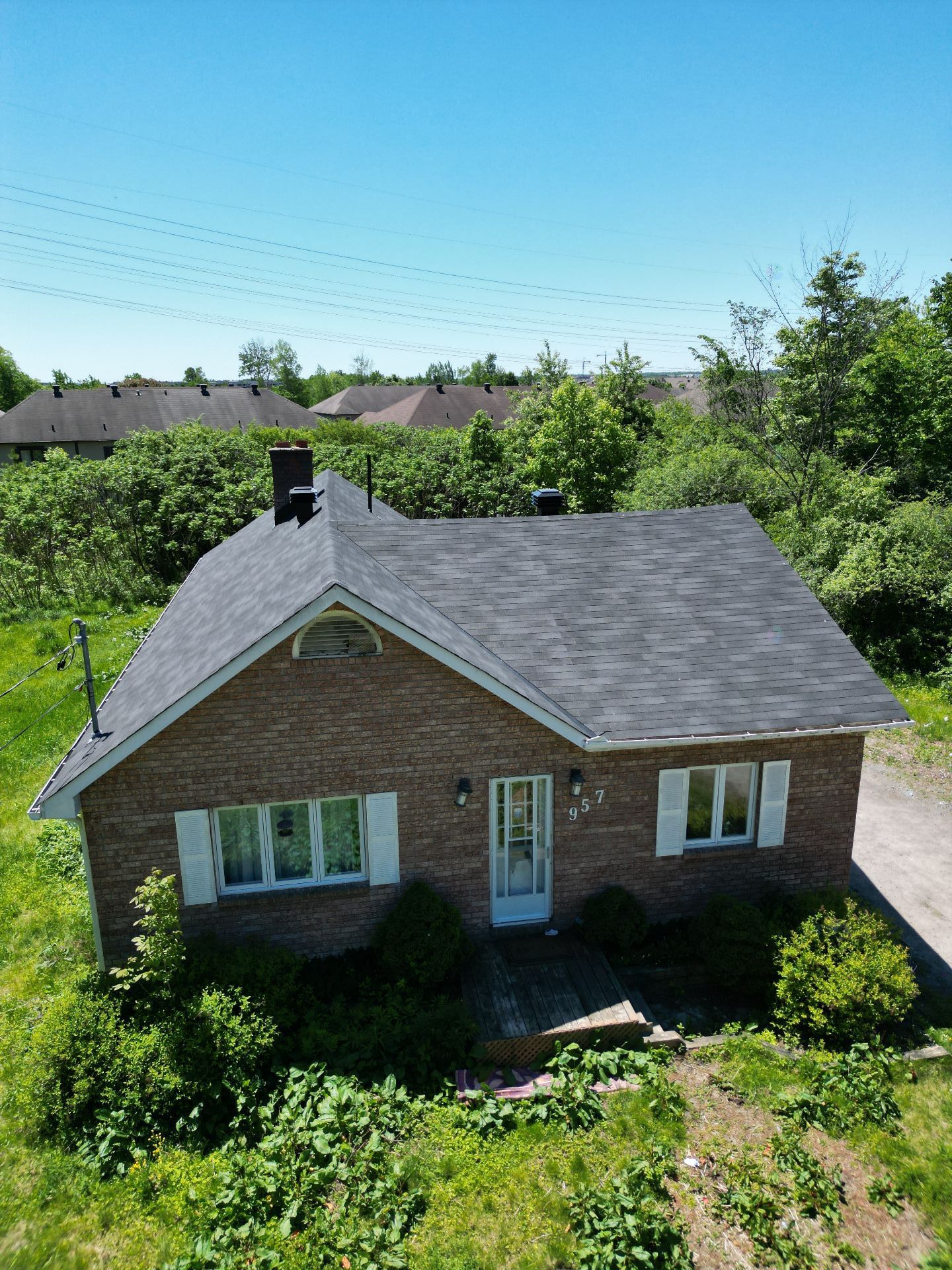 957 Ch. de la Montagne — photo 2