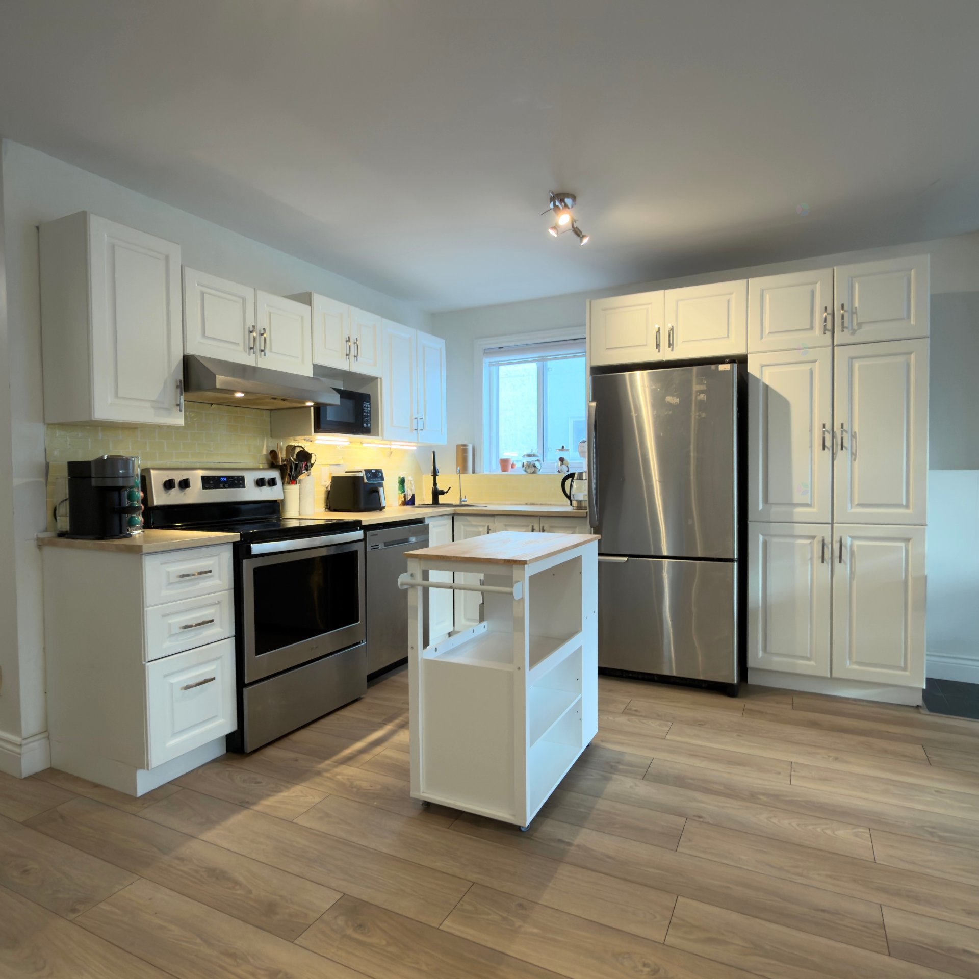 37 Av. Joubert (#102) — photo 3