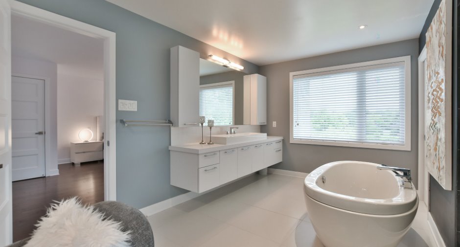 Salle de bains attenante à la CCP